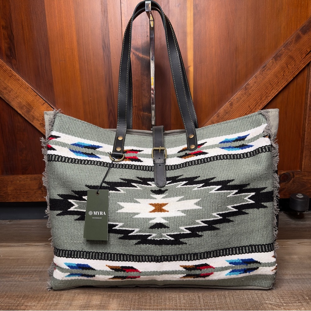 Myra Bag Cloud Arrow Weekender Tote Canvas Bag Duffel Overnight